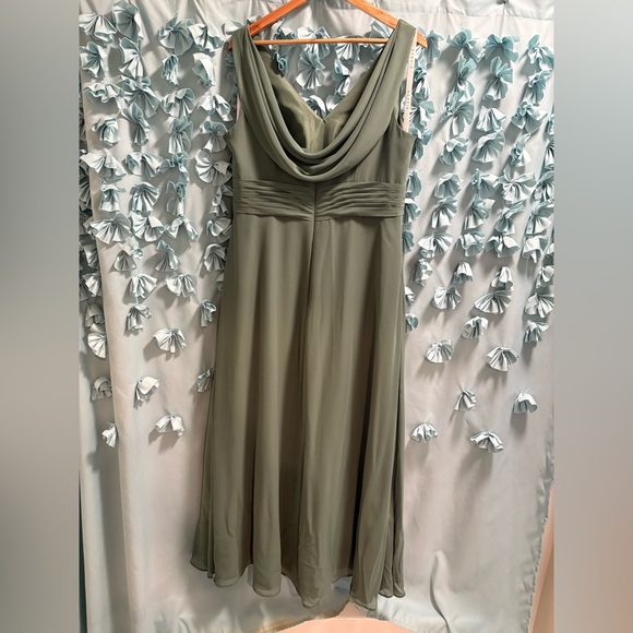Azazie A16 Eucalyptus Karina Dress - Picture 2 of 6